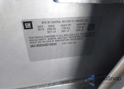 2013 Cadillac Xts Premium z USA, uszkodzony, nr VIN 2G61S5S3XD9104528